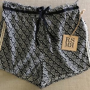 NWT Tilly's shorts/ Rossmore XL